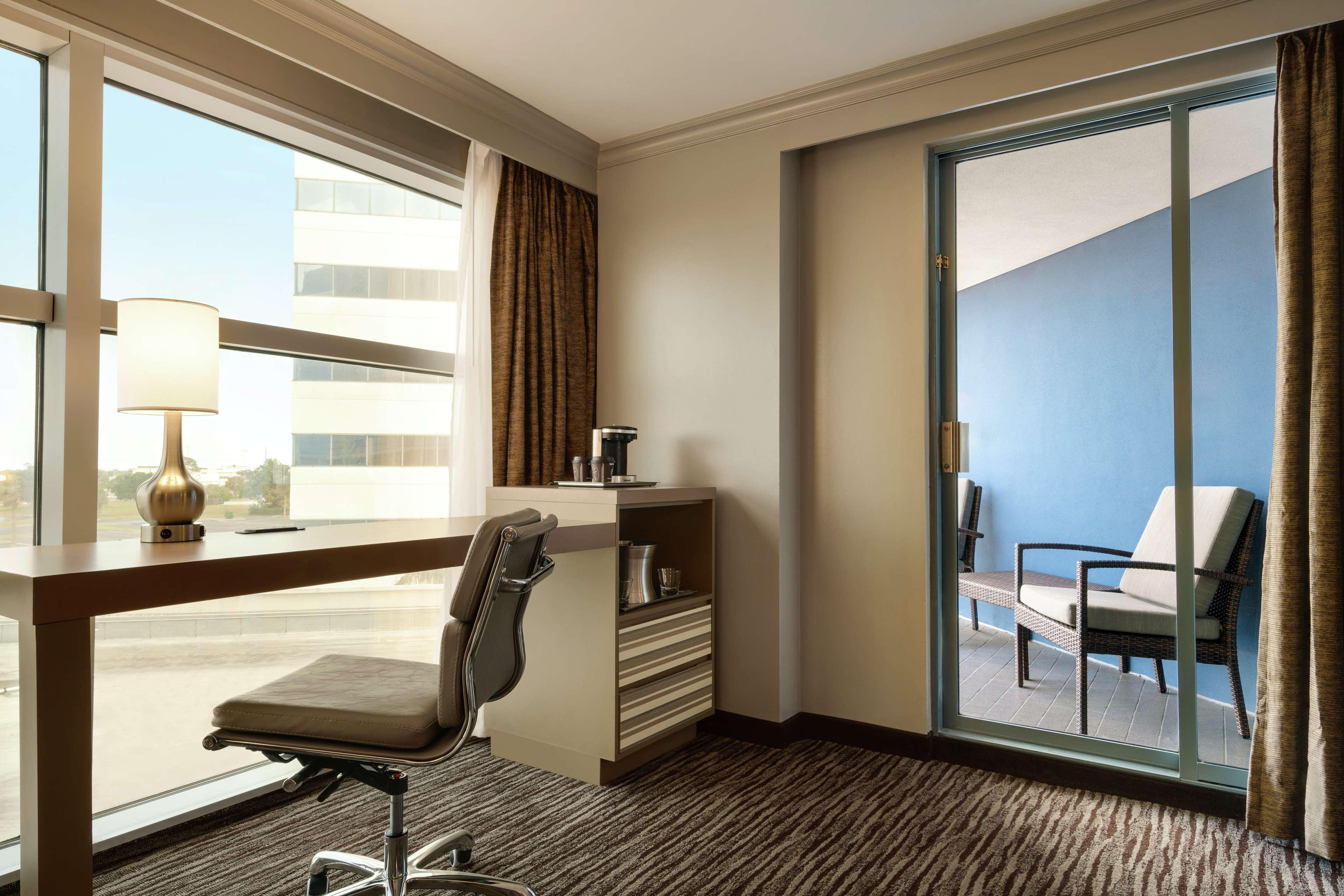 Hilton Melbourne Hotel Exterior photo